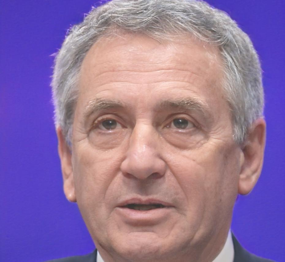 Портрет Андрей Лунгу